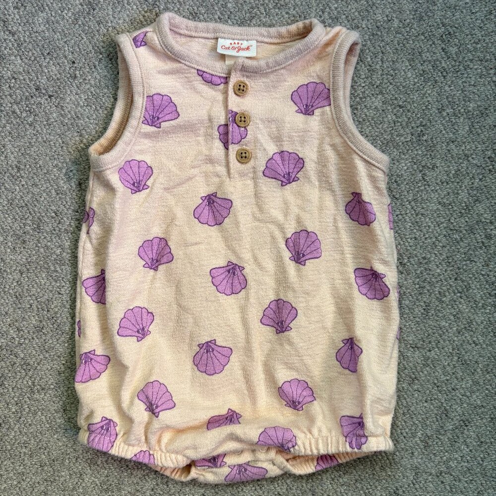 Cat & Jack Baby Shell Romper (6-9M)